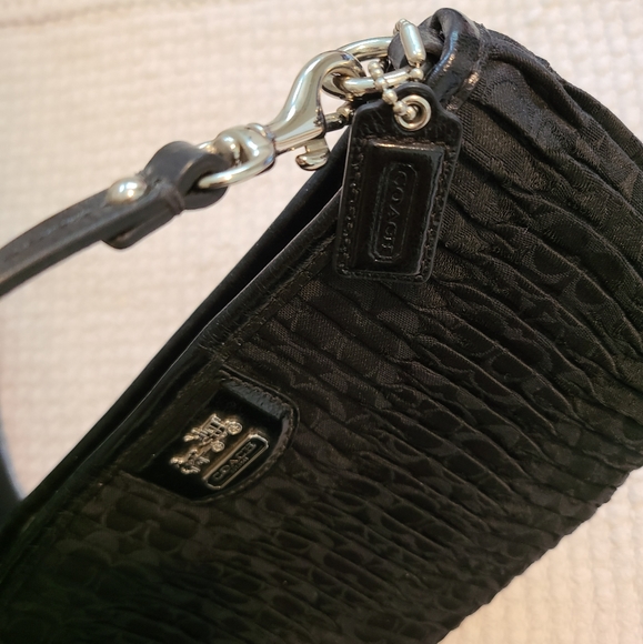 Small Coach Handbag - Picture 3 of 7